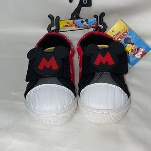 New with Tags Mickey Mouse Shoe